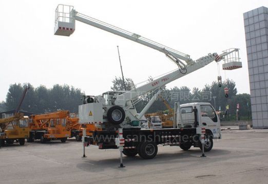 點(diǎn)擊查看詳細信息<br>標題：高空作業(yè)車(chē) 閱讀次數：3887