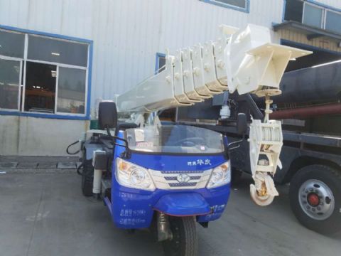 點(diǎn)擊查看詳細信息<br>標題：3噸時(shí)風(fēng)三輪吊 閱讀次數：2930