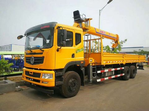 點(diǎn)擊查看詳細信息<br>標題：12噸前二后八隨車(chē)吊 閱讀次數：2055