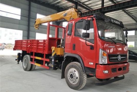 點(diǎn)擊查看詳細信息<br>標題：5噸大運隨車(chē)吊 閱讀次數：2387