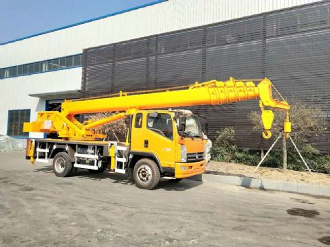 點(diǎn)擊查看詳細信息<br>標題：12噸凱馬汽車(chē)吊 閱讀次數：2304