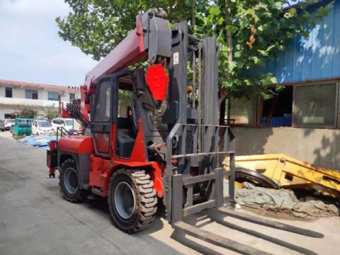 點(diǎn)擊查看詳細信息<br>標題：4噸叉尾吊 閱讀次數：3707